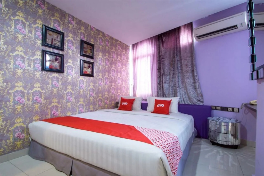 Max Star Hotel - Backpackers