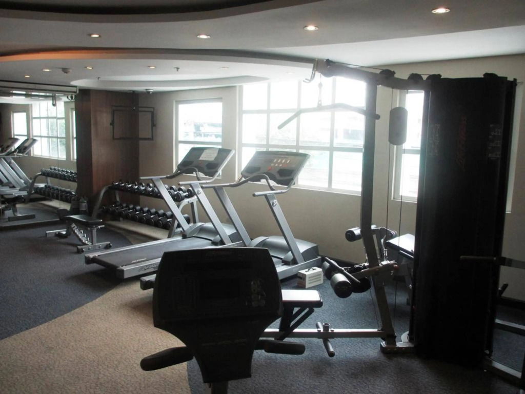 Crown Regency Hotel Makati