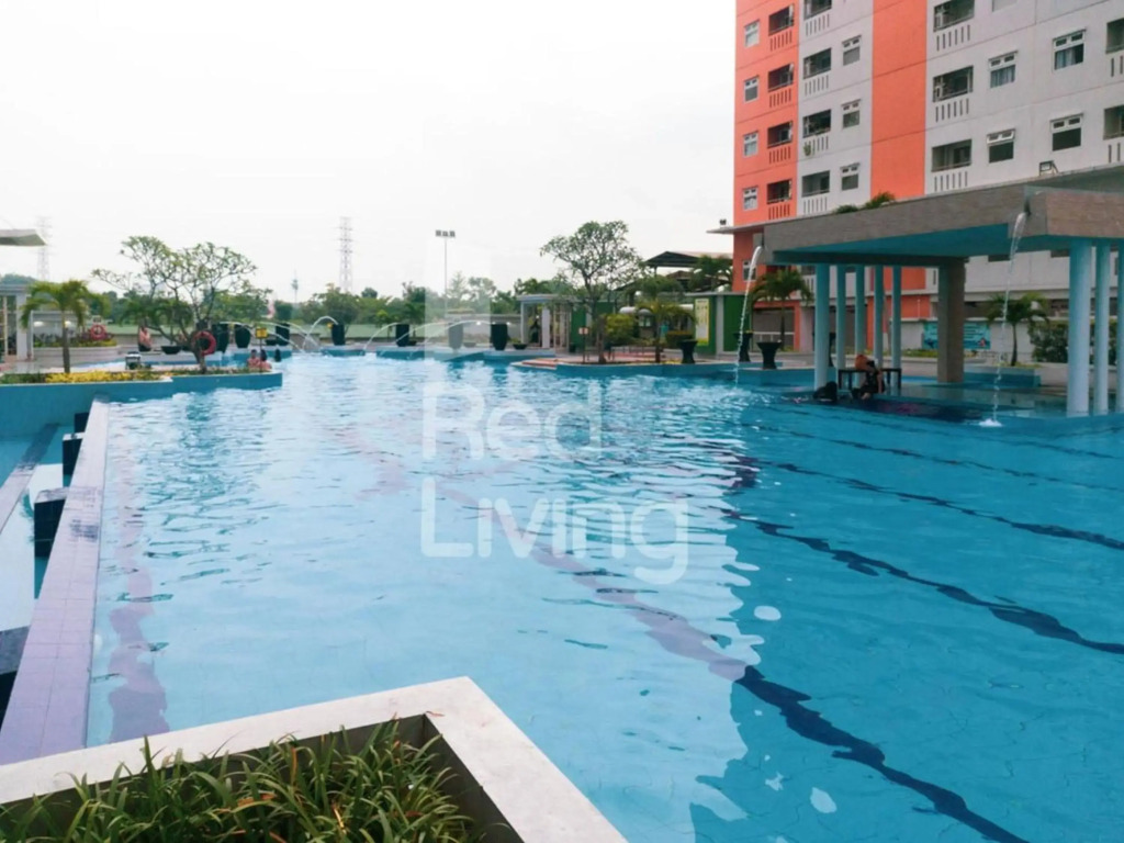 RedLiving Apartemen Green Pramuka - Family Group Tower Orchid