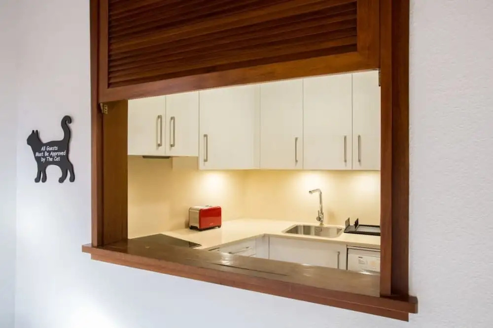 Lovely and chic 1 Bedroom Apt next to Puerta del Sol