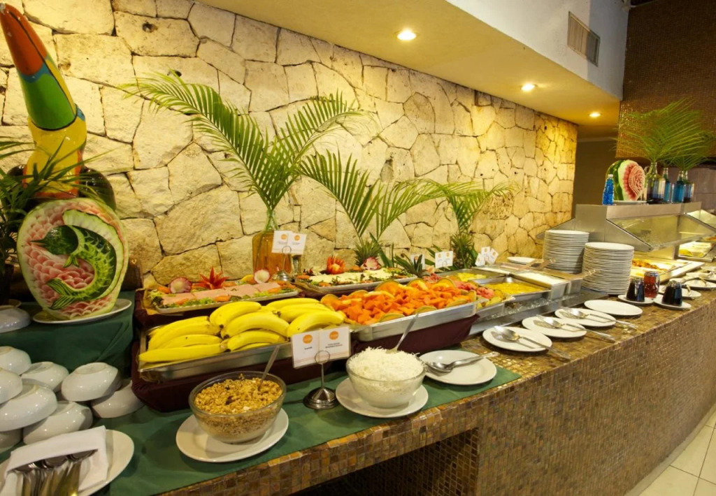 Отель Tukan Hotel Playa del Carmen