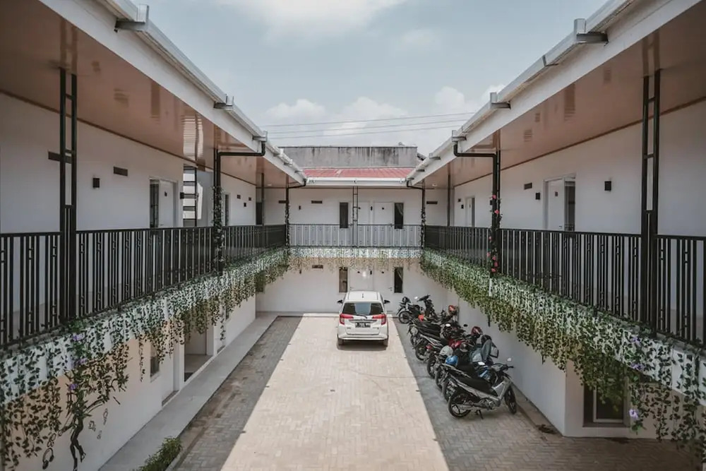 RedDoorz Plus Syariah near Universitas Lampung