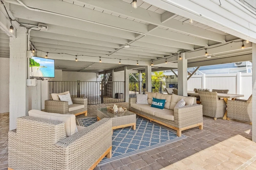 Shells N Sunshine! Getaway Destination Just Minutes from the White Sandy Beaches of Fort Myers! home