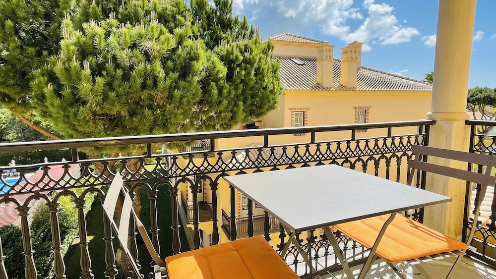Bicos 303 - Shared Pool - 6 Guests - Albufeira