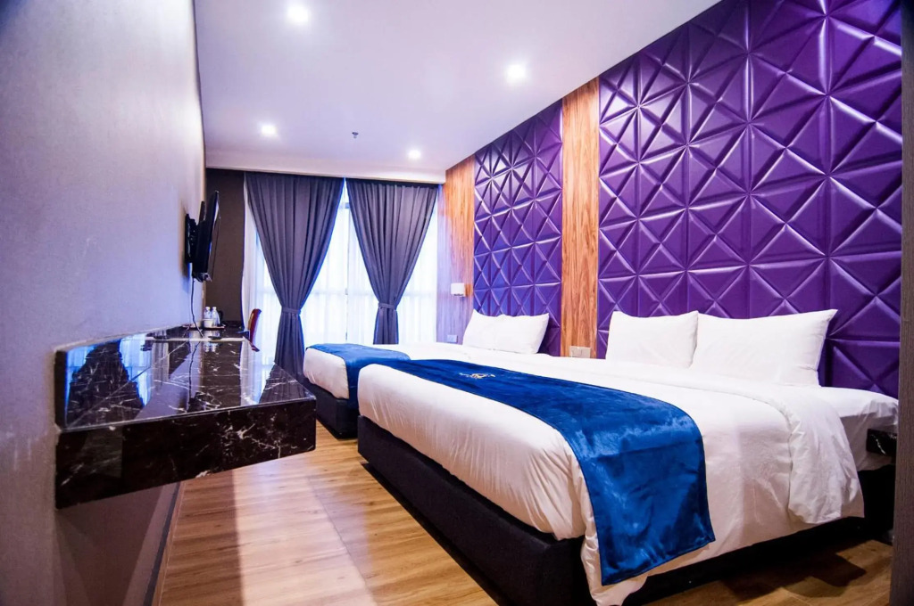 U3 HOTEL