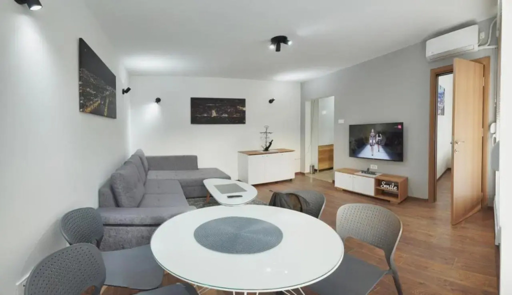 Bibis Apartments