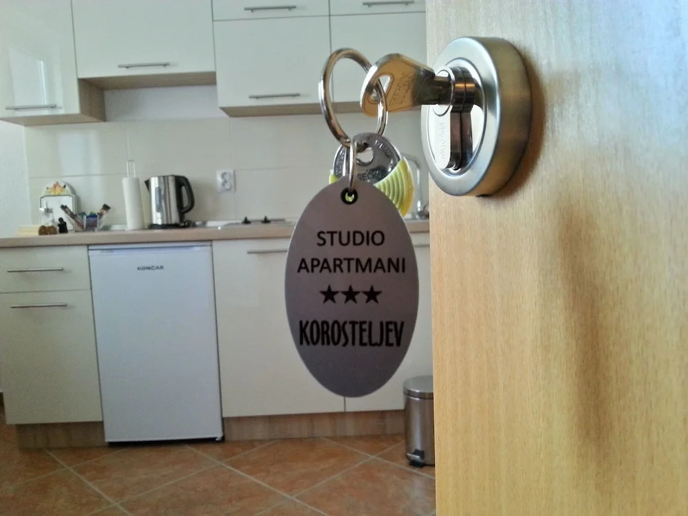 Studio Apartments Korosteljev