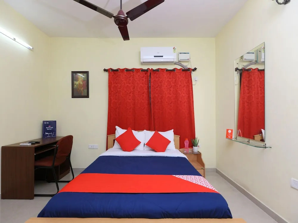 OYO 20014 SilverKey Porur