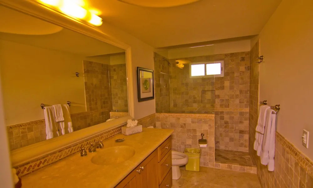 Las Mananitas LM F4205 2 Bedroom Condo By Seaside Los Cabos