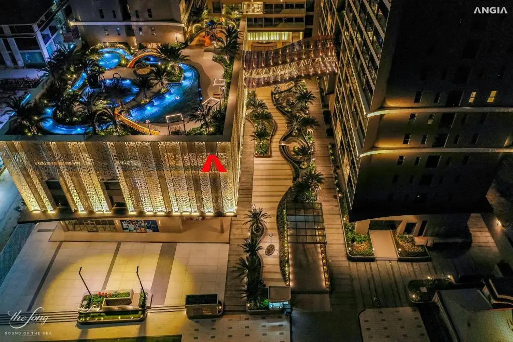 BIG SALE Louis&Jack Homie Studio 50m2 with Balcony