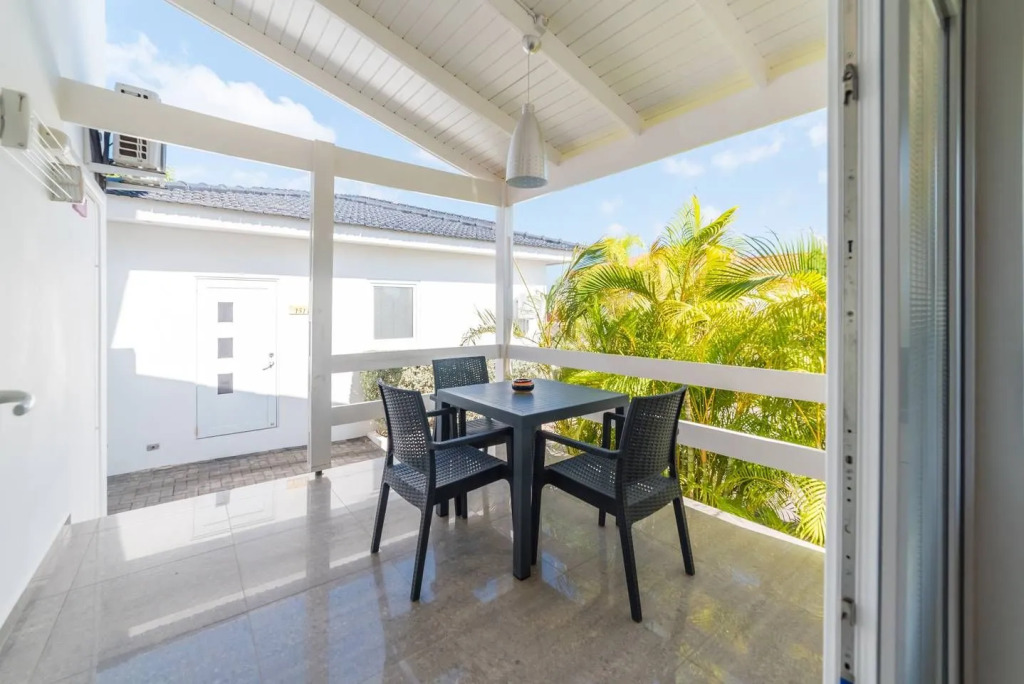 ? Perfect Family Getaway ? with Tropical Pool & Garden