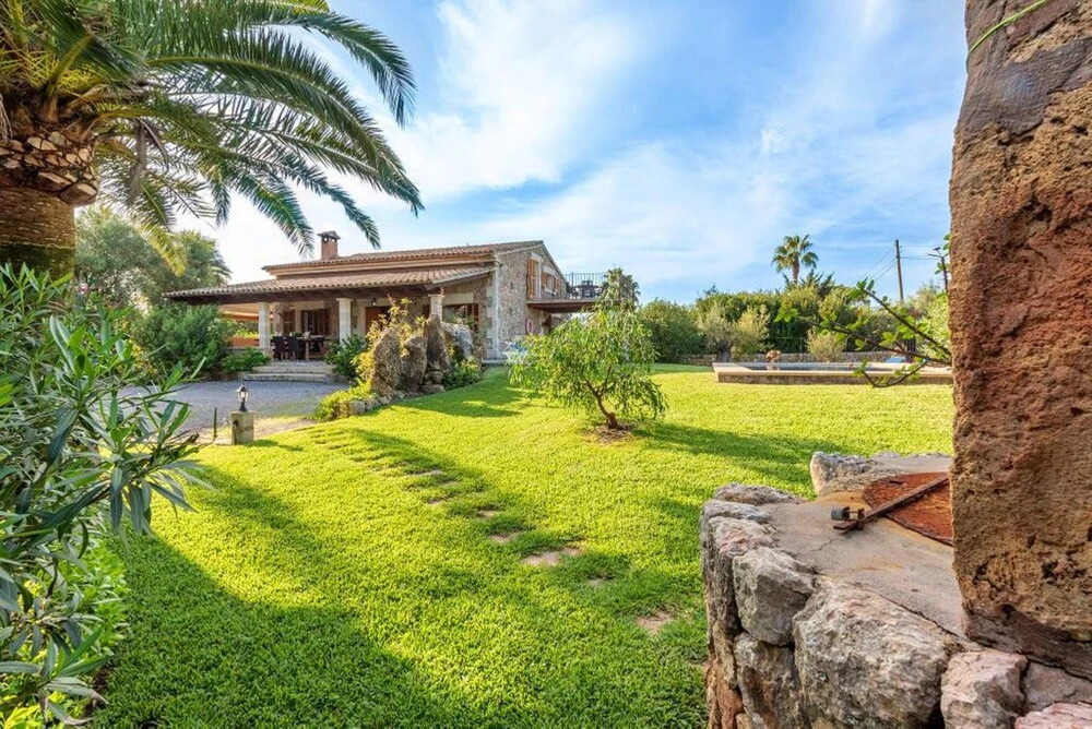 Villa With 2 Bedrooms in Mallorca, With Wonderful Mountain View, Private Pool, Enclosed Garden Near the Beach