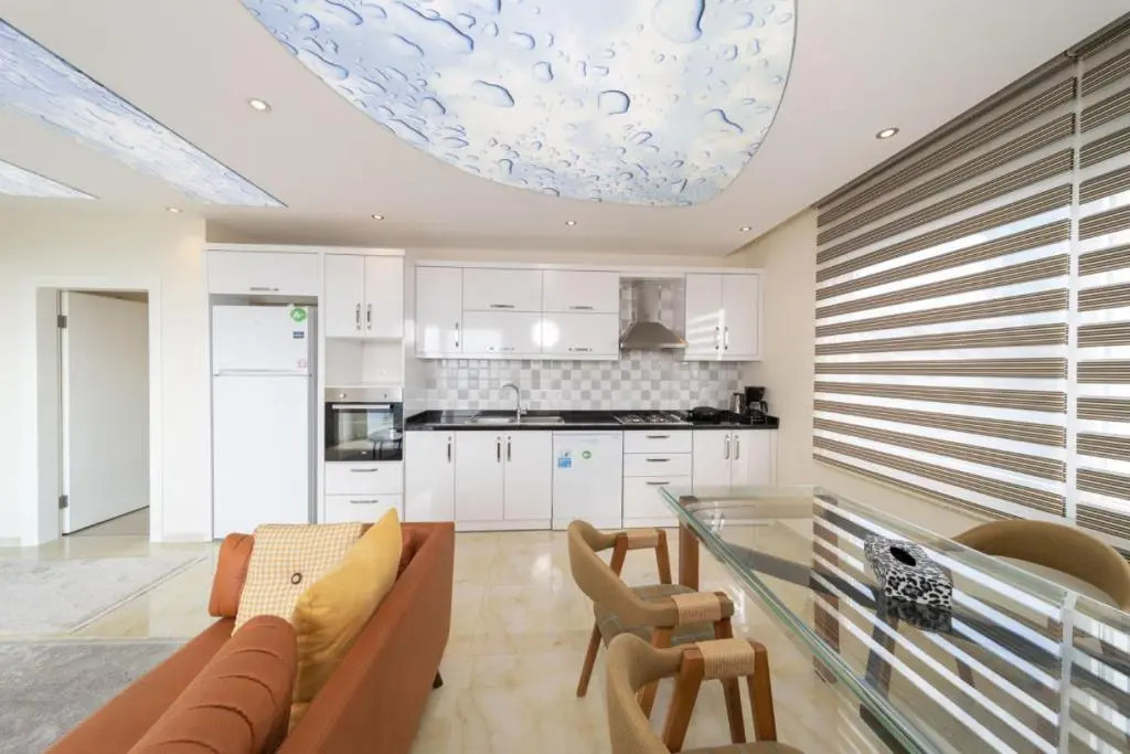 Spacious Apartment with Sea View in Alanya