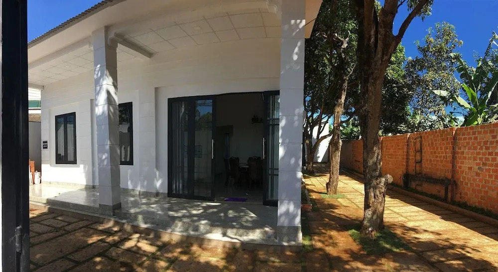 Hani House