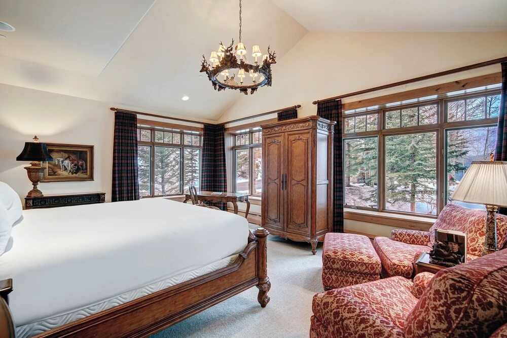 3BR Condo In Bachelor Gulch, Ski In/out