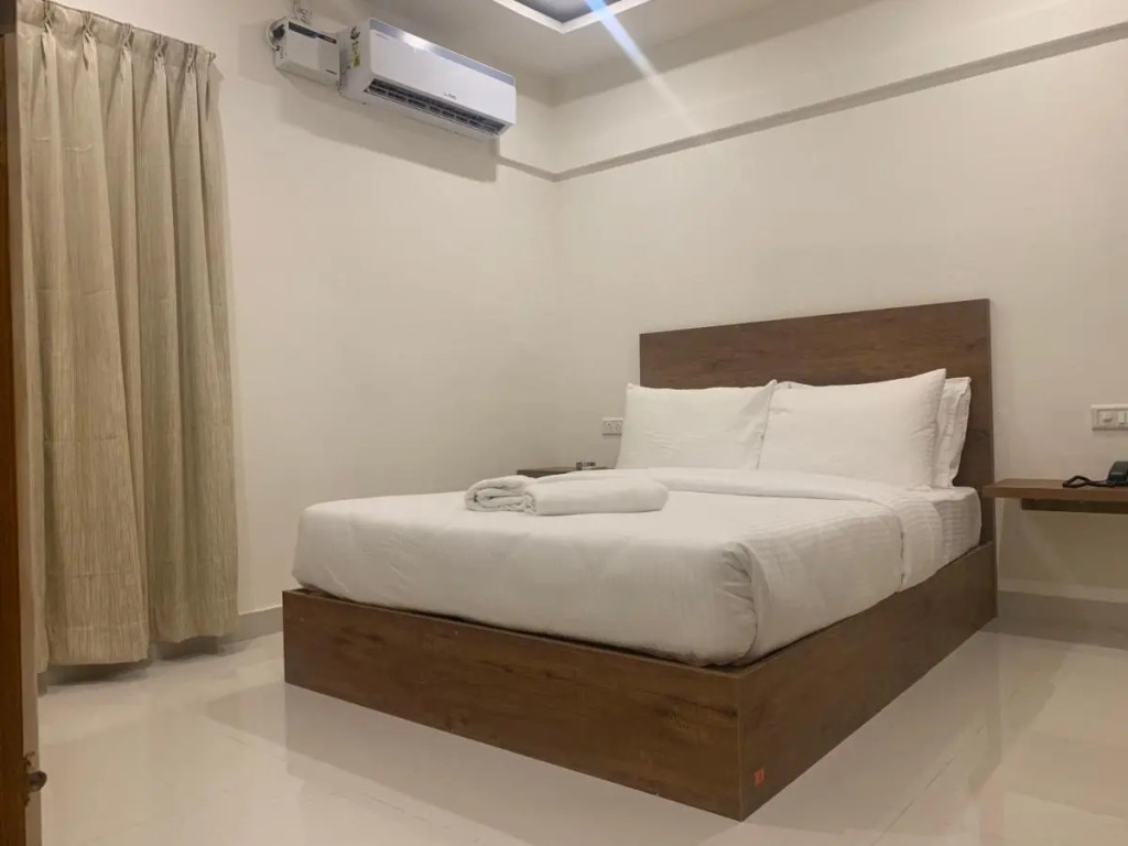 Hotel Airport City