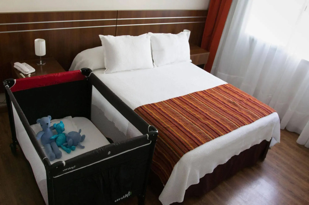 Hotel America