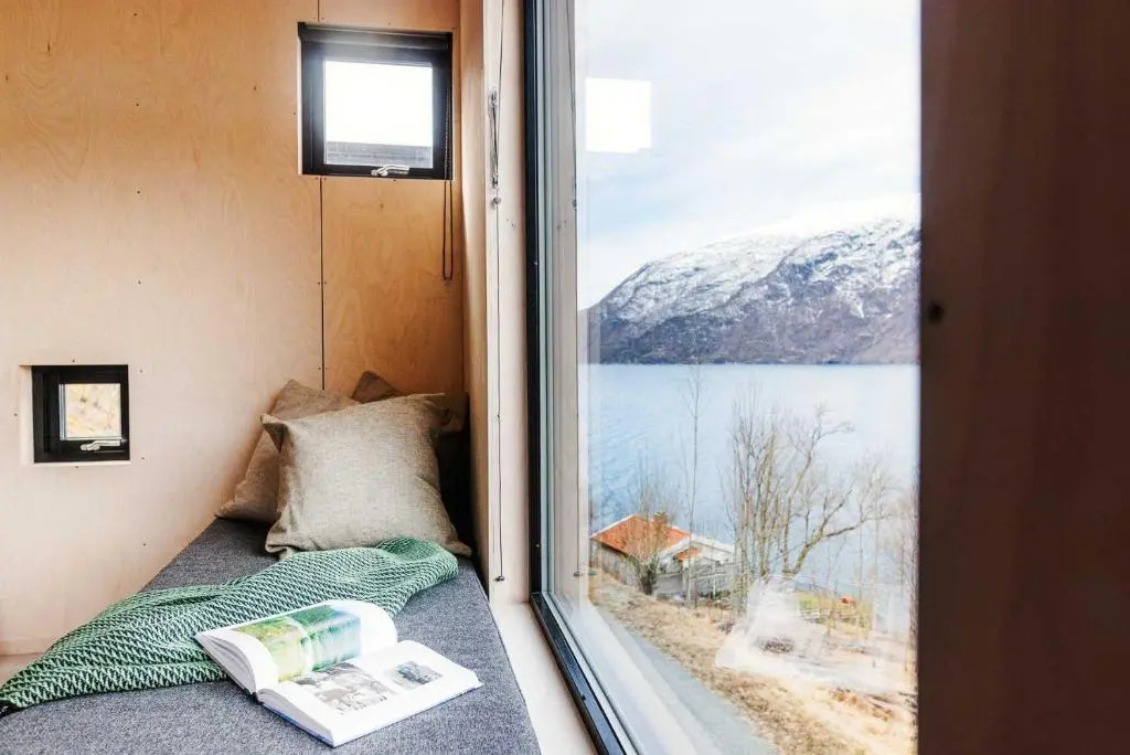 Mikrohyttene i Åkrafjorden