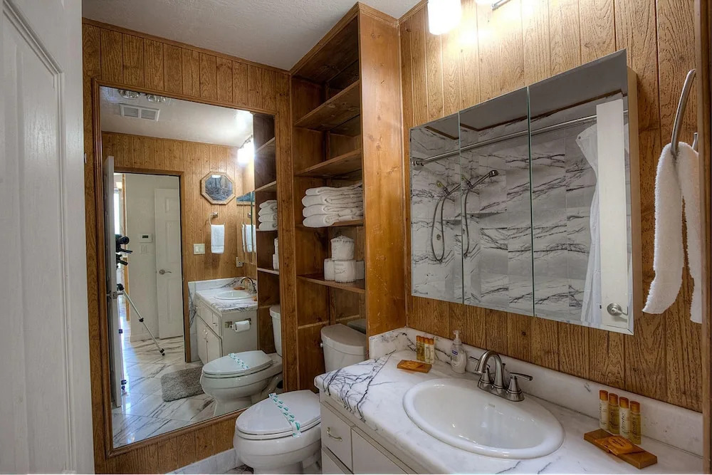 Snowbird Forest by Lake Tahoe Accommodations
