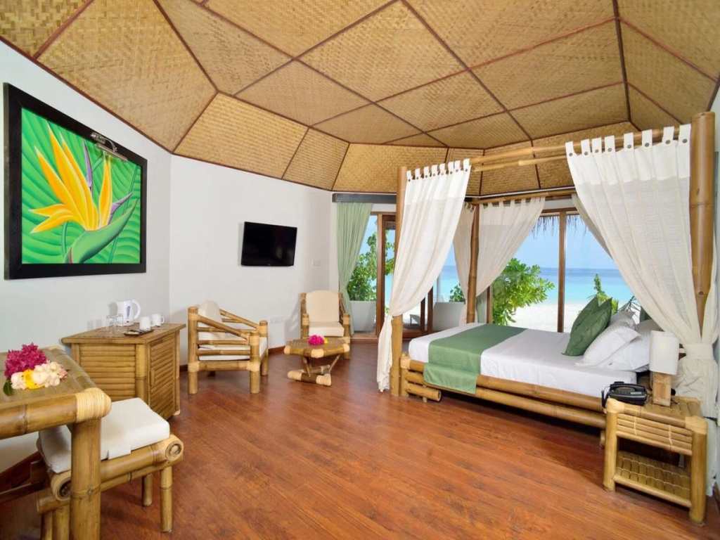 Safari Island Resort & Spa Maldives