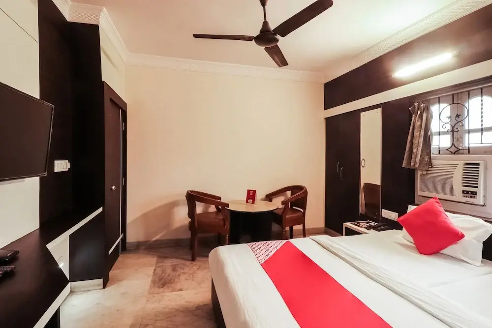 Oyo 24671 Hotel Park Inn