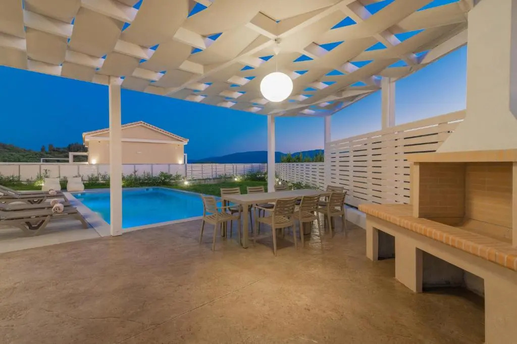 Spartakos Luxury Villa 4