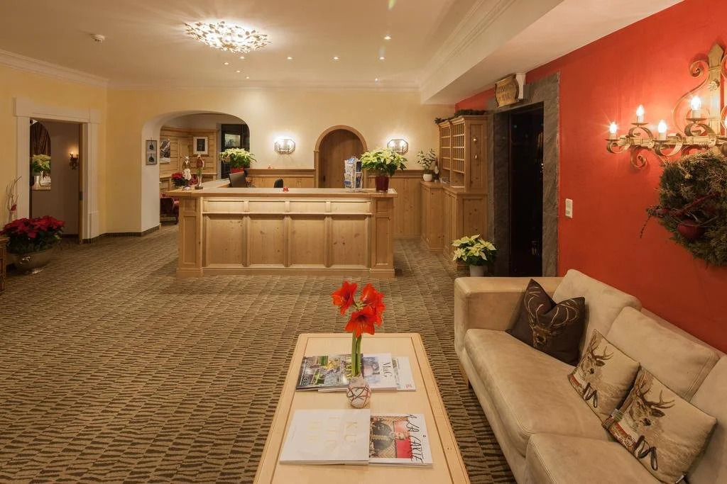 Hotel & Chalet Montana