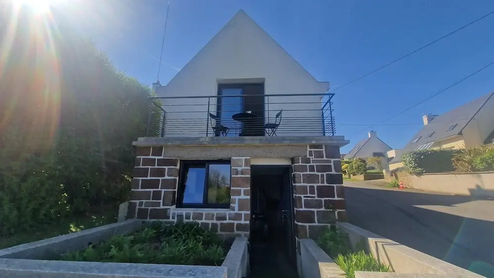 Cottage in Plougasnou near Stunning Beaches