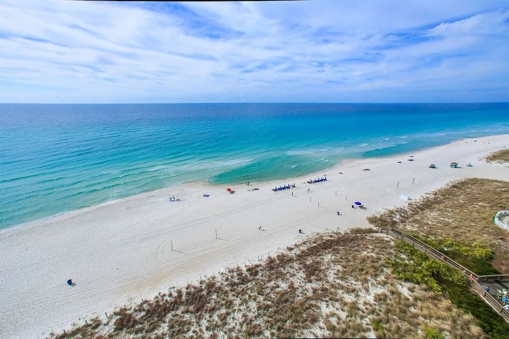 Emerald Beach 1130 210139 by RedAwning