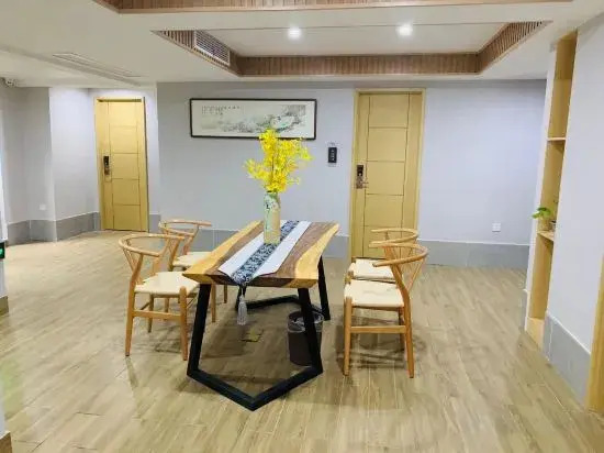Qijiantang Vacation Apartment (Yangzhou Slender West Lake)