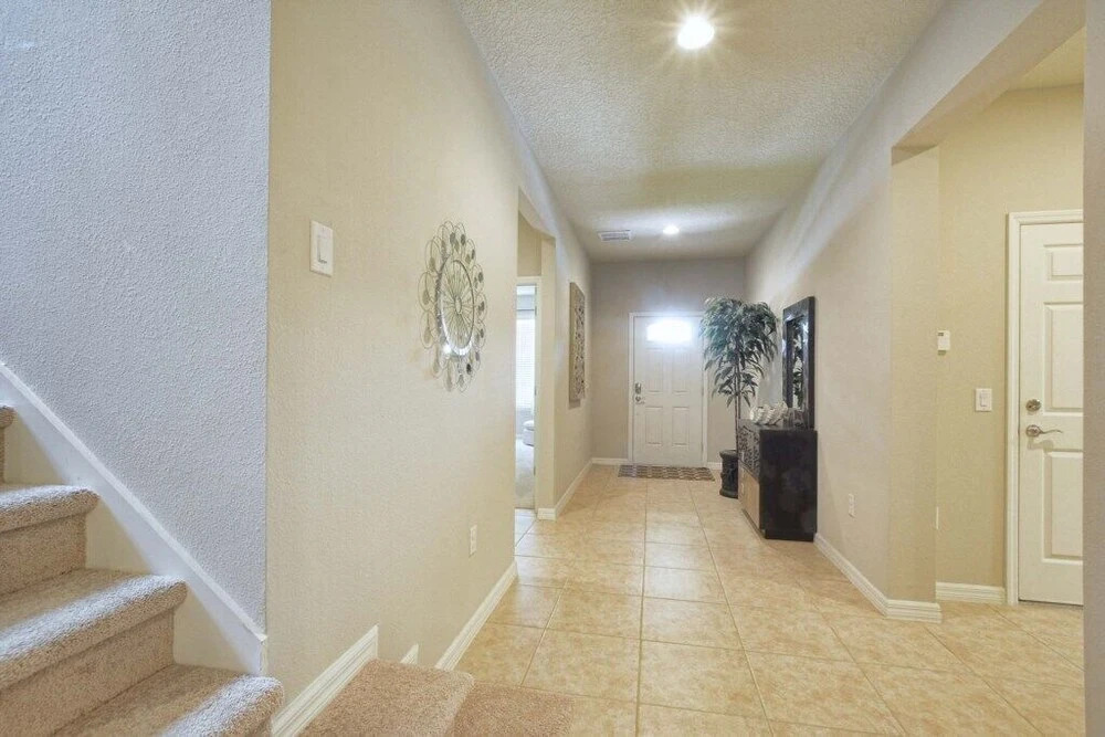 9 Bed House W/pool &spa In Windsor Westside-3704ww 9 Bedroom Home