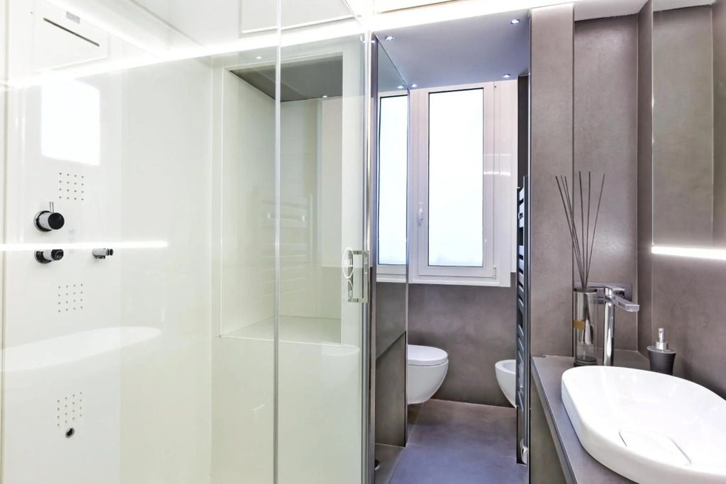 LUX- Spanish Steps 60A Luxury Suite Apartment