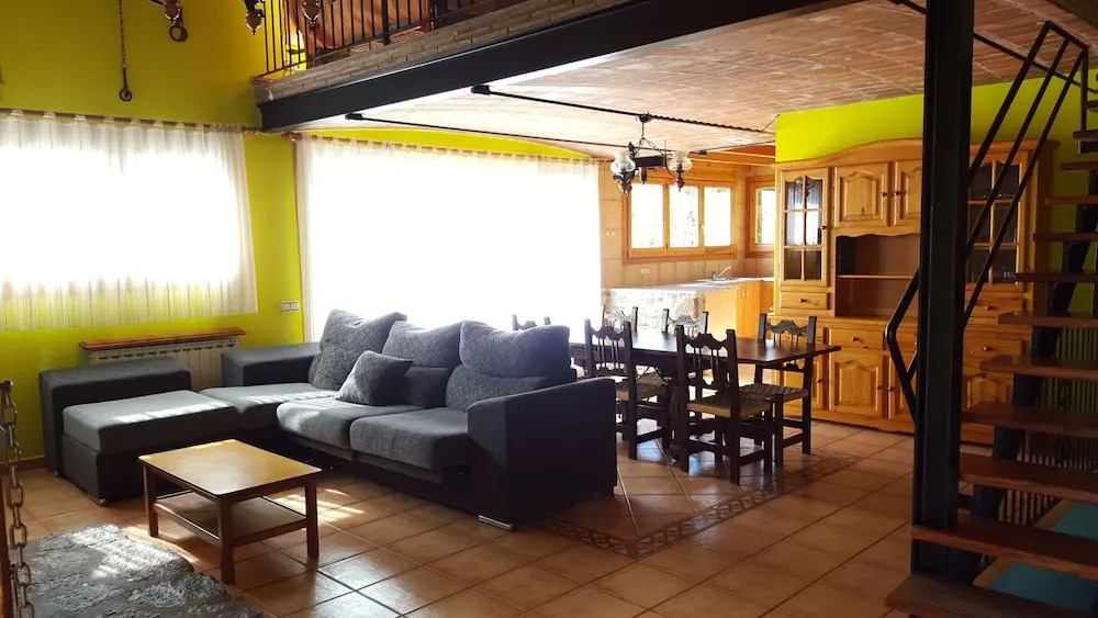 ELS OCELLS Apartaments i Cases Rurals