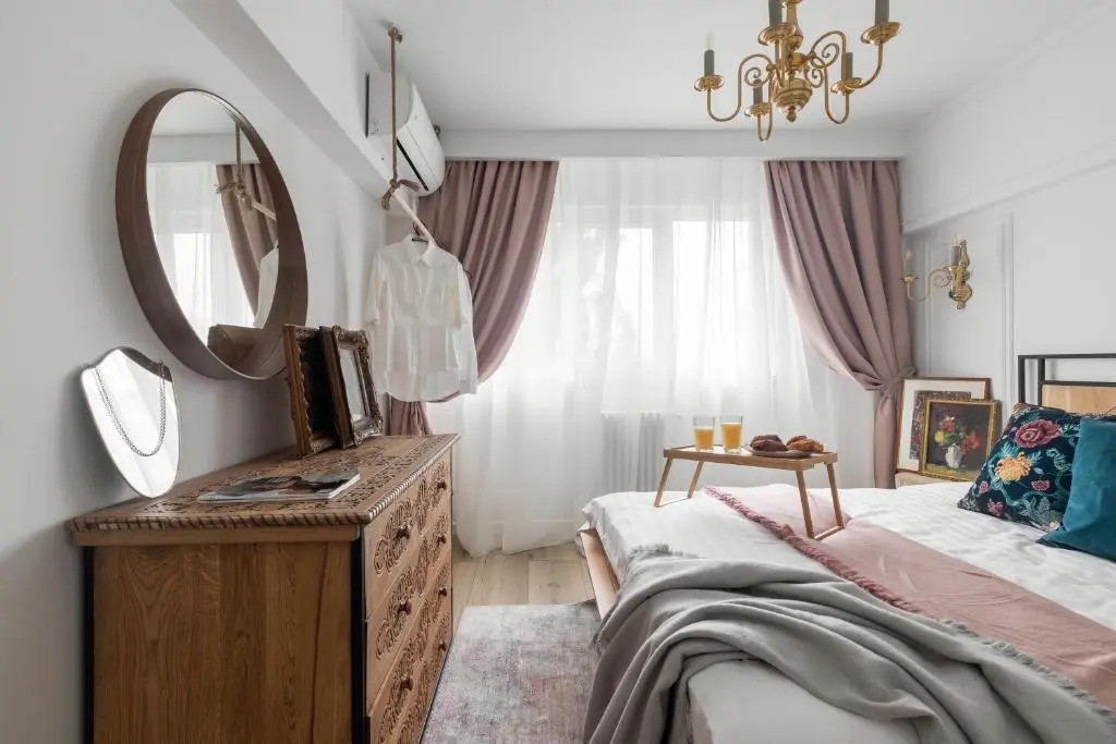 Contemporary 3-Bedroom Lofts - Modern Touches Meet Classic Elegance by Calea Victoriei