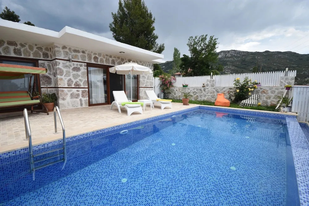 Villa Otantik