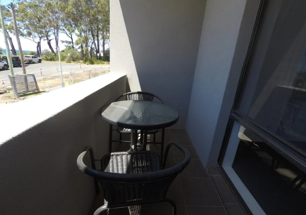 Huskisson Beach Escape