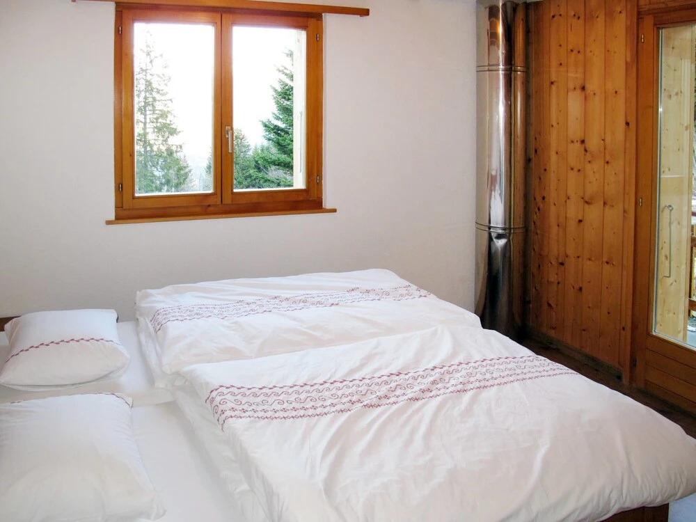 Hiboux Vex in Vex With 5 Bedrooms and 3 Bathrooms