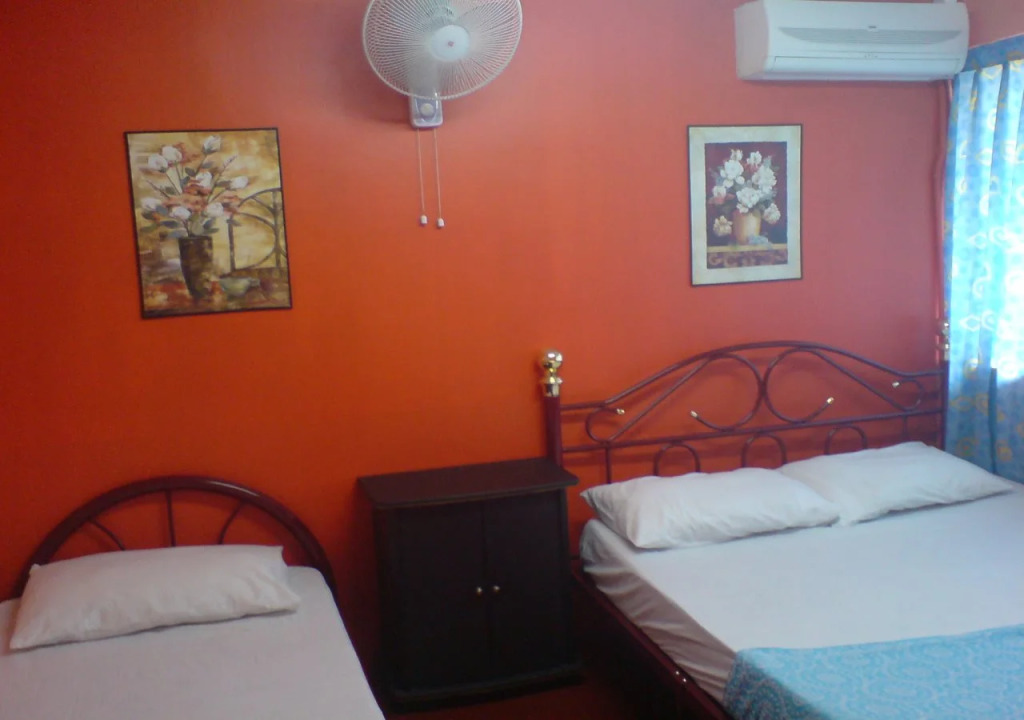 Stay-In Lodge