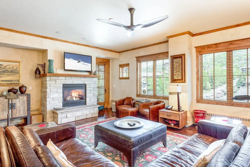 2525 Village Dr Highmark Condo - 3 Br condo by RedAwning