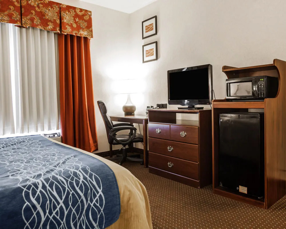 Comfort Inn