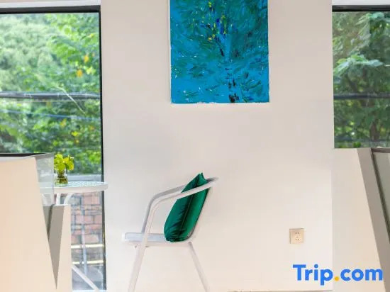 Bird's Nest Art Homestay (Beihai Old Street Beibu Gulf Plaza)