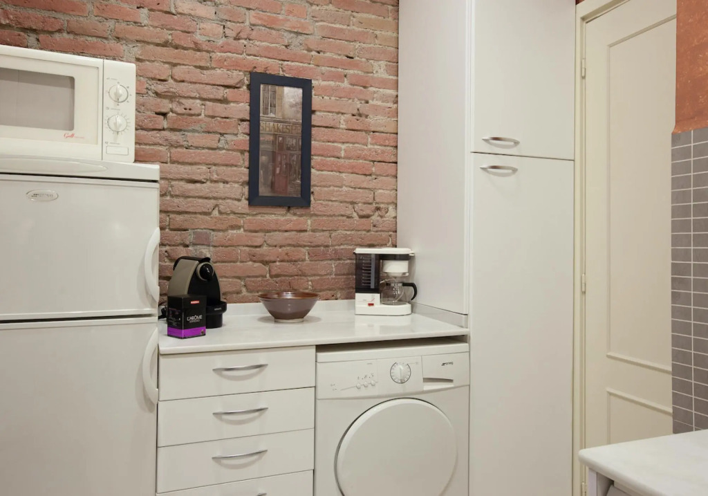 GAUDIR 1 · Apartment next to Pg de Gracia