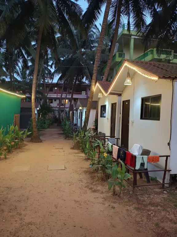 Love paradice huts