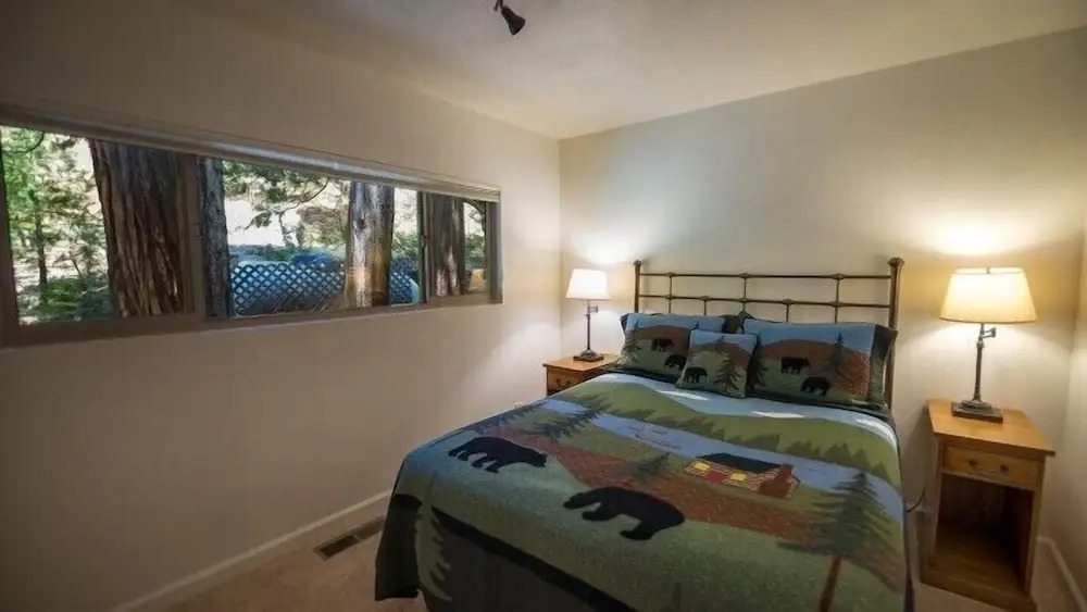 Scenic Wonders Evergreen Cabin 3 Bedroom