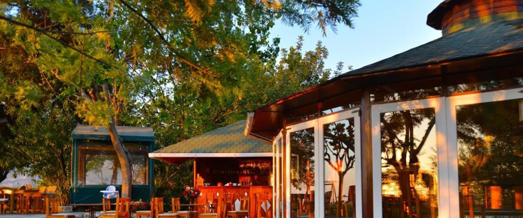Arcadia Beach Bungalow