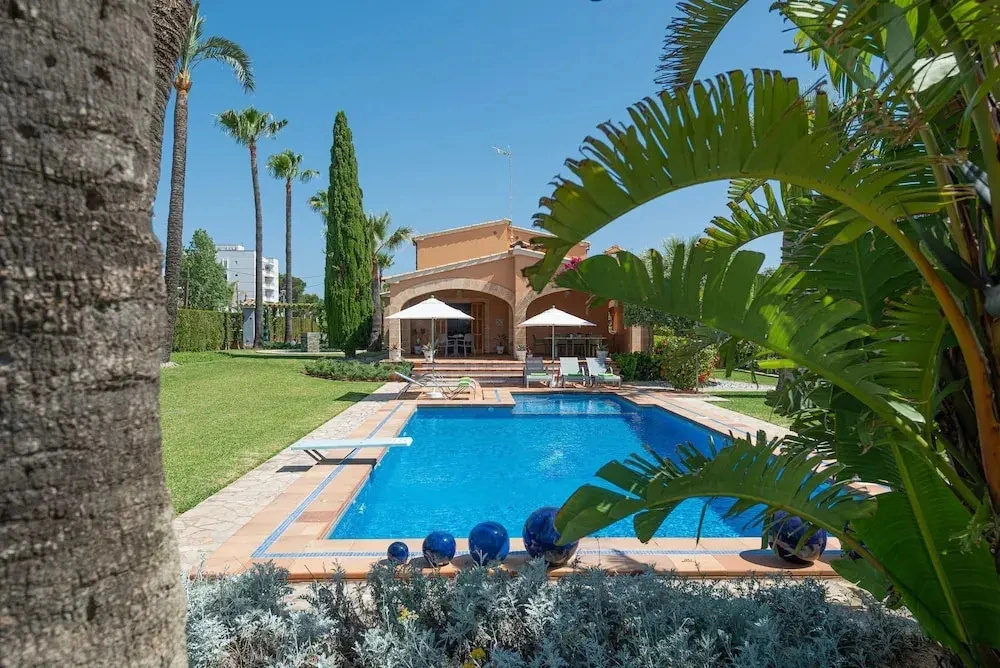 Mulholland Villa in Mallorca