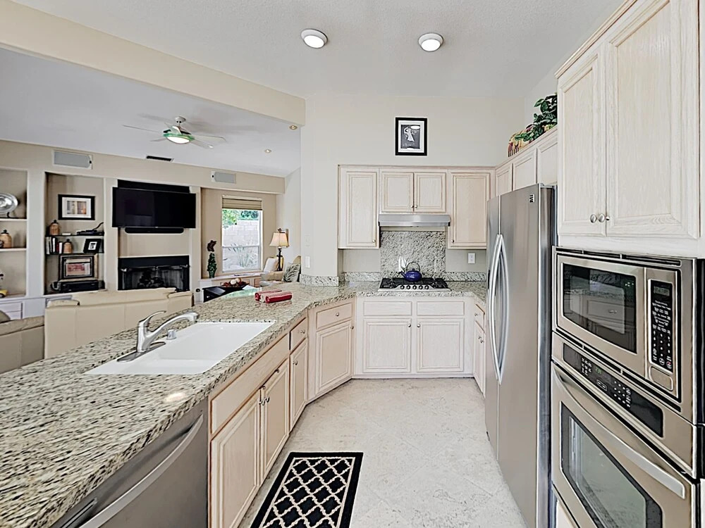 Entertainer's Paradise W/ Resort-style Pool & Spa 3 Bedroom Home