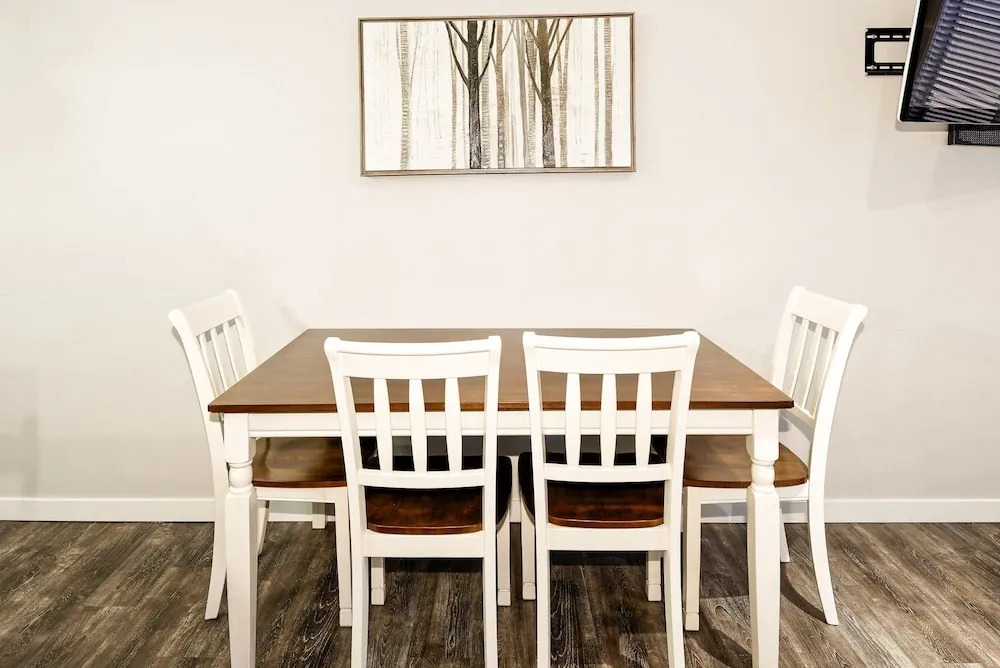 731 East Durant Avenue Condo Unit 22