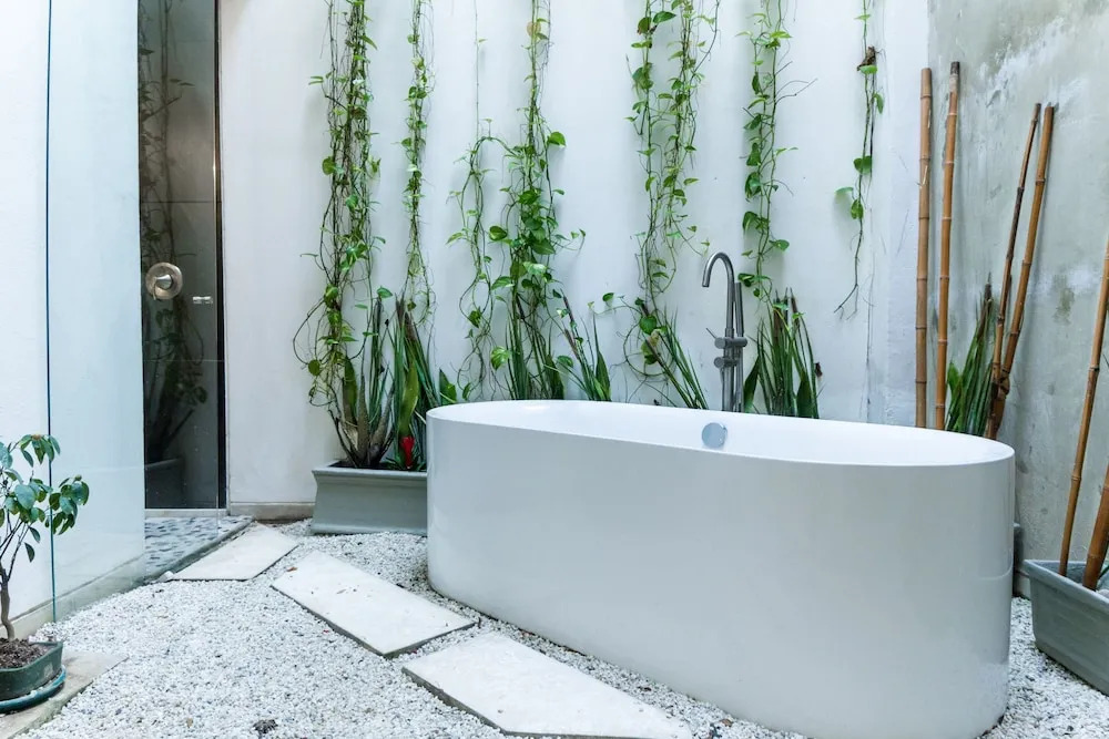 Lux Casa Lucia Boutique Rooftop Pool by Nomad Guru