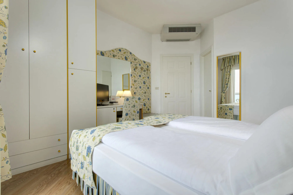 Hotel Cavalieri Palace & Suites